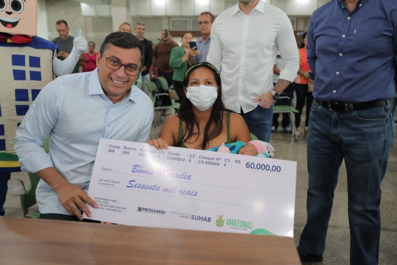 Famílias da Comunidade da Sharp recebem indenizações do Prosamin+ - Deixa eu te falar
