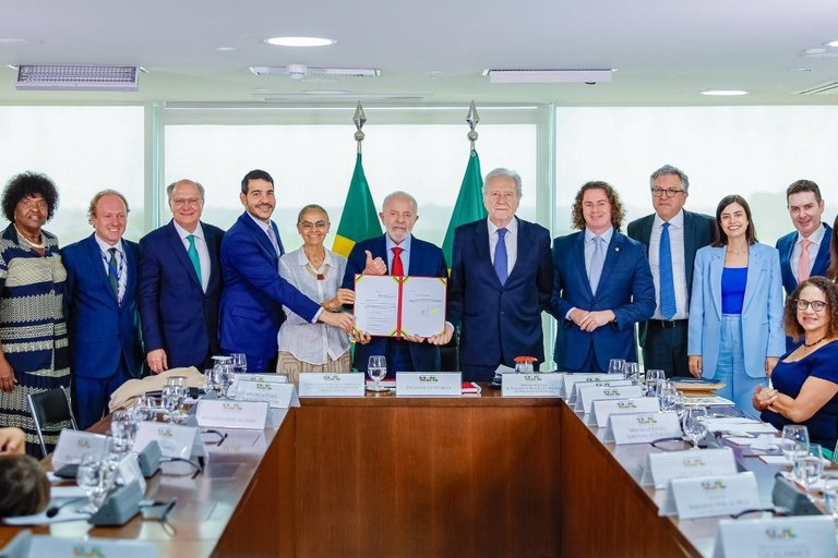 Governo Federal envia ao Congresso Projeto de Lei que aumenta punição para crimes ambientais - Meio Ambiente